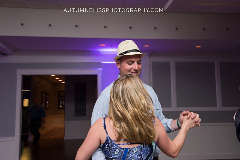 oaks-grandview-ballroom-autumn-bliss-photography_0038.jpg