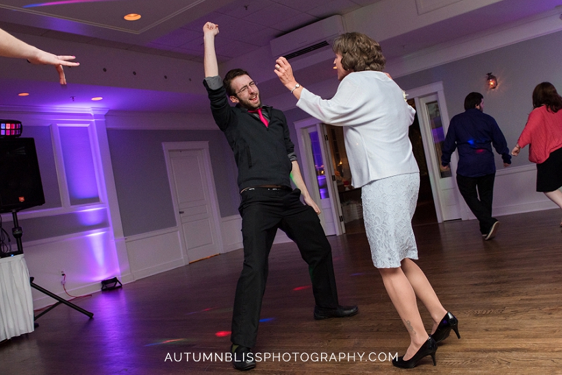 oaks-grandview-ballroom-autumn-bliss-photography_0041.jpg