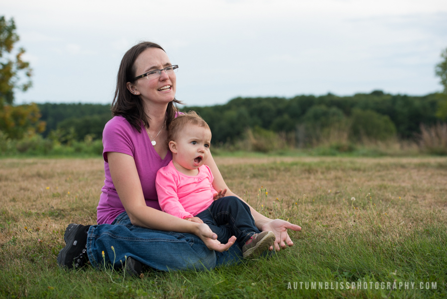 mother-and-daughter-in-field-nh-family-photography