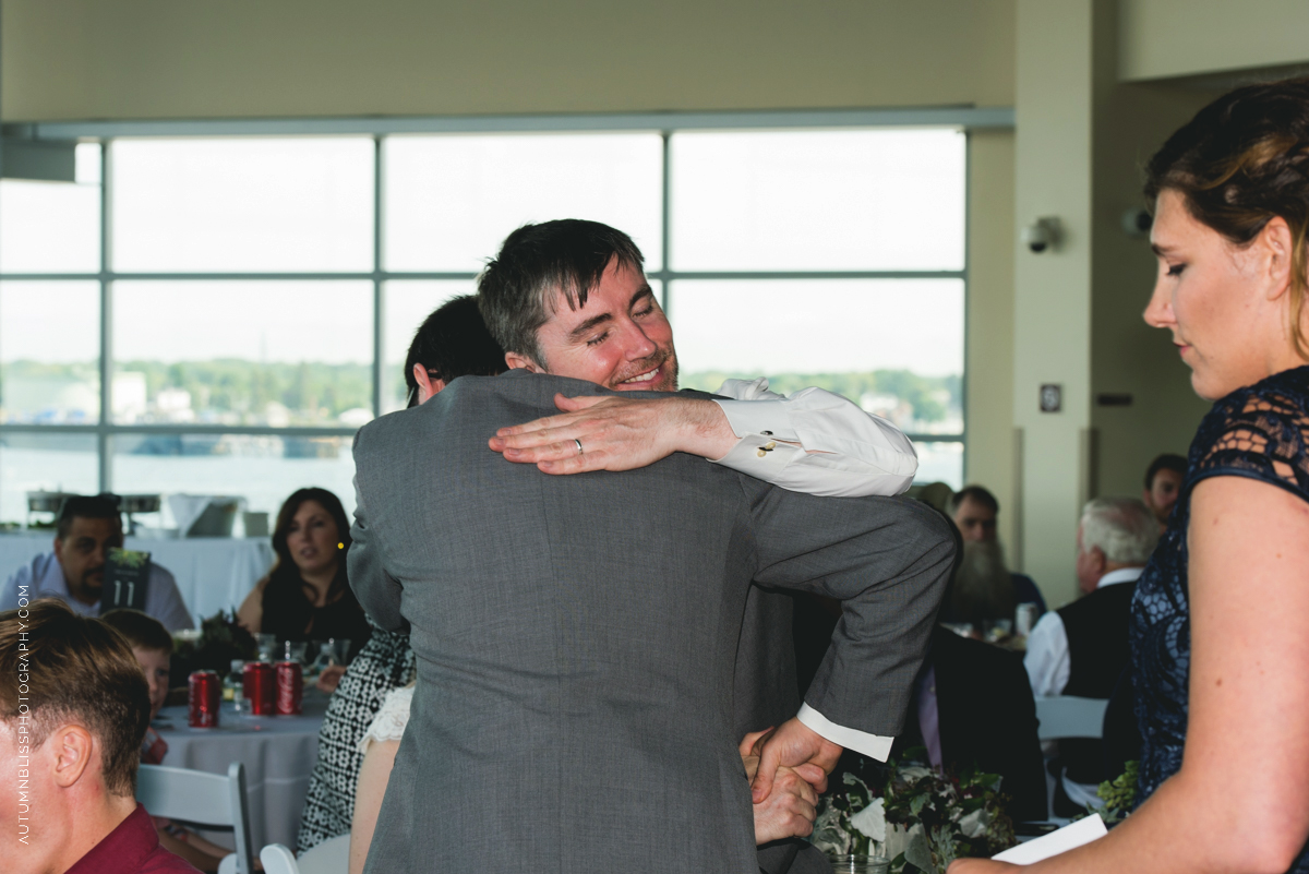 best-man-and-groom-hug